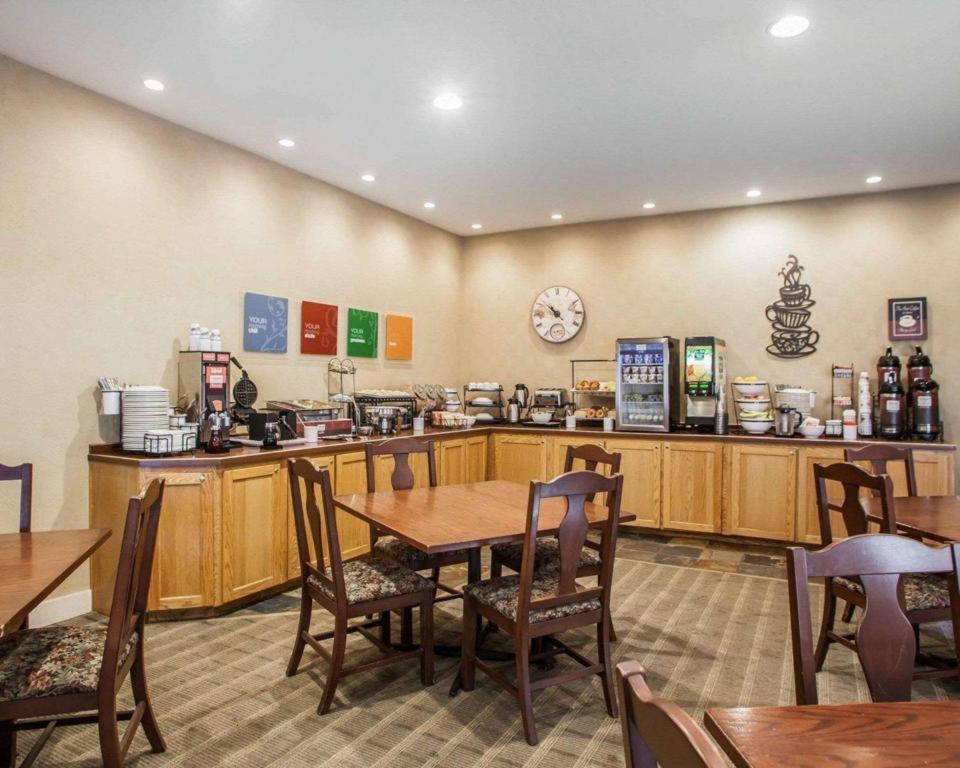 Comfort Inn & Suites Macon Exteriör bild